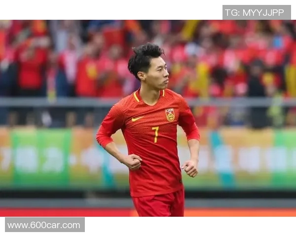 日本足球明星的崛起与发展历程探讨及其对现代足球的影响