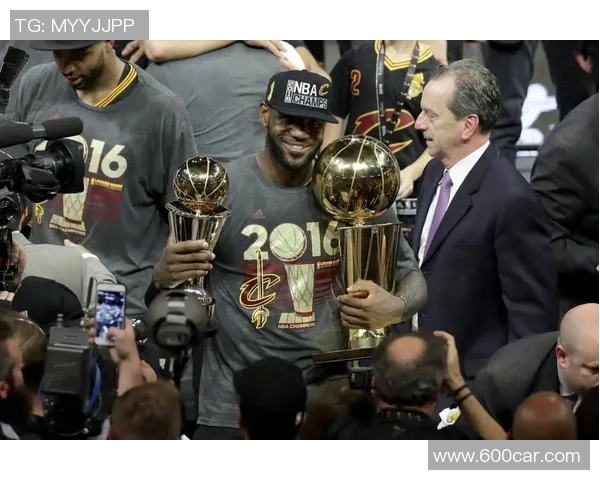 2015年NBA总决赛勇士与骑士的巅峰对决与传奇时刻回顾