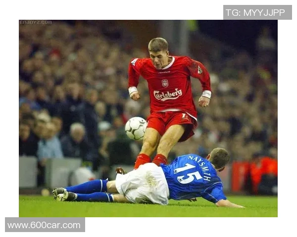 中国足球明星杨辰的传奇人生与职业生涯回顾